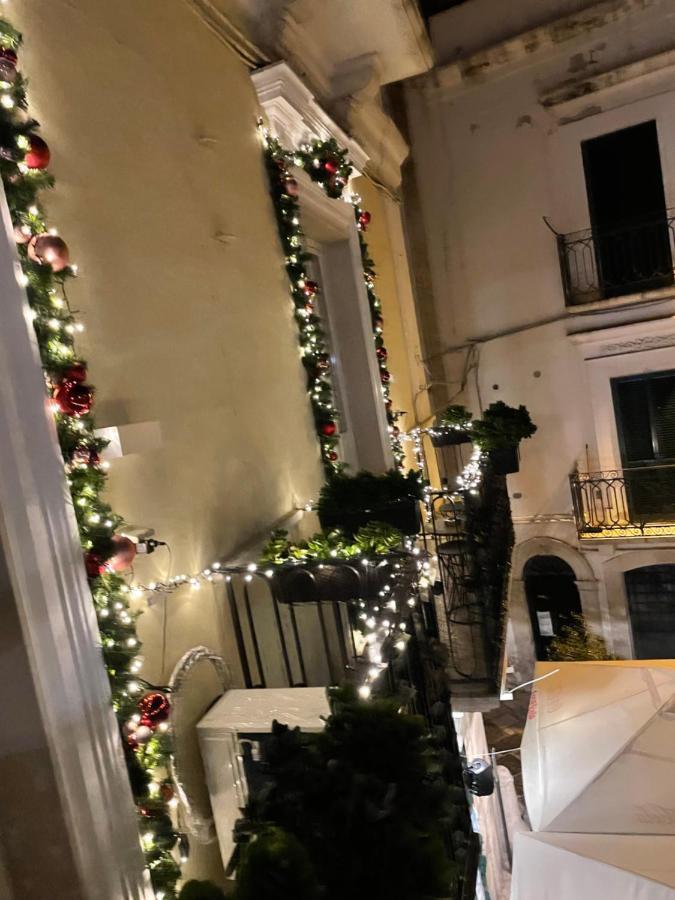 Отель Palazzo Le Travi Бари Экстерьер фото
